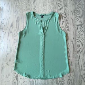 ⋆ Ann Taylor Gorgeous Green Blouse ⋆